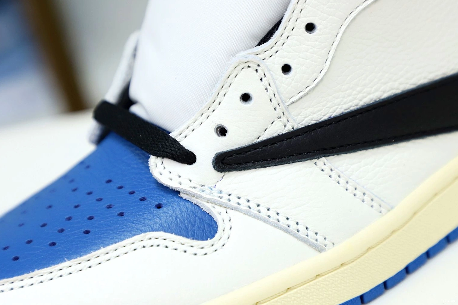 X DESIGN 1 JORDAN X SCOTT AIR FRAGMENT RETRO TRAVIS HIGH 1117